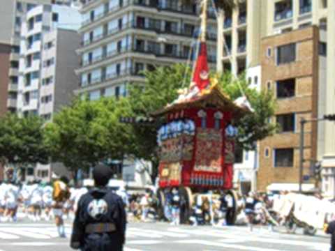 祇園祭山鉾巡行2011(長刀鉾辻回し)