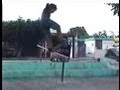 Pekas - Kickflip fs bluntslide