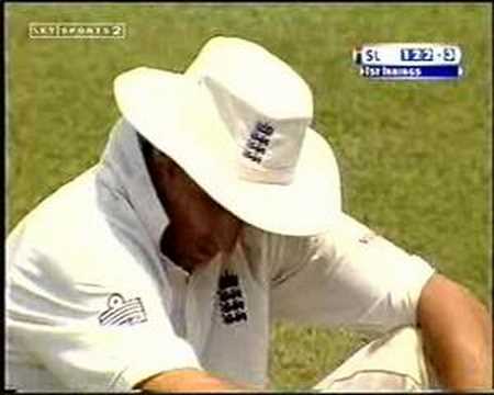 Nasser Hussain sucks at fielding
