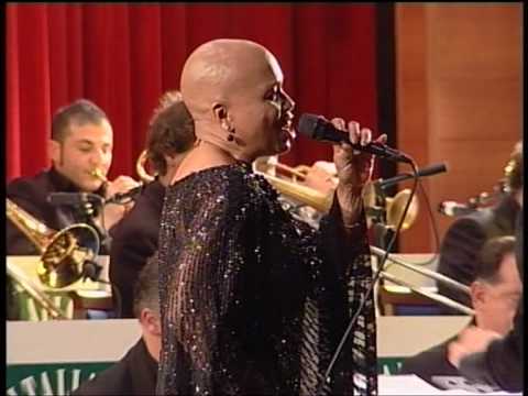 Undecided - Dee Dee Bridgewater & The Italian Big Band