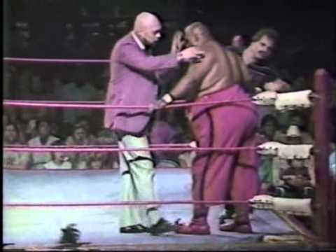 Abdullah the Butcher vs. Bruiser Brody WCCW 8-4-86 Part 1