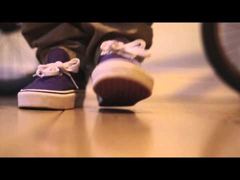 how to wear purple vans