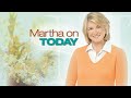 Meredith vs. Martha  Apple Pie Bake-Off