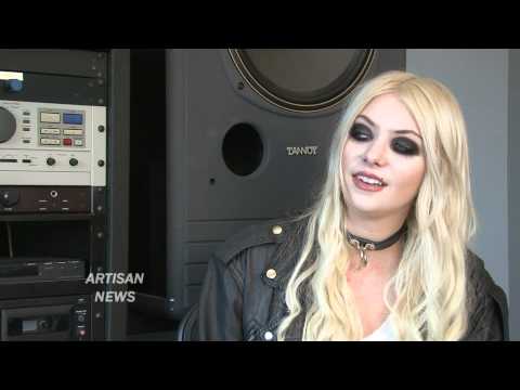 Is Taylor Momsen sad to be leaving Gossip Girl? 0