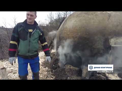 SAVO DOBROSAVLJEVIĆ IZ DRAGAČEVSKOG SELA KOTRAŽA, ČUVA OD ZABORAVA ĆUMURDŽIJSKI ZANAT