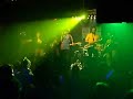 Kisap toca su tema 