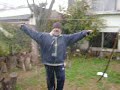 Papá hace la grulla mientras nieva Papá hace la grulla mientras nieva