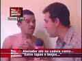 CASAL ENTRE TAPAS E BEIJOS