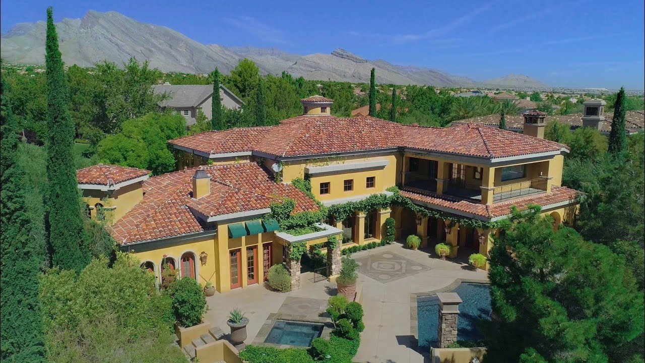 Luxury Italian Villa in Las Vegas | Mansion Tour