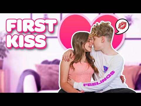 I KISSED MY BOYFRIEND FOR THE FIRST TIME **Best Friend Reacts**💋| Piper Rockelle