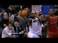 Vince Carter ha vuelto http://t.co/qOHfERoO #ImpossibleIsNothing