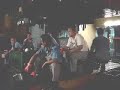 Lavoratori cinesi alla pressa Lavoratori cinesi alla pressa