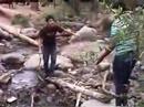 este video es un tributo k hisimos a edgar en nuestra ida a ruidoso hehe no se emputen ni me la rayen no kiero ser komo edgar solo kiero rendirle tributo a su majestuosidad