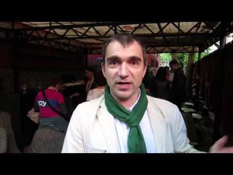 Виж видео клипа