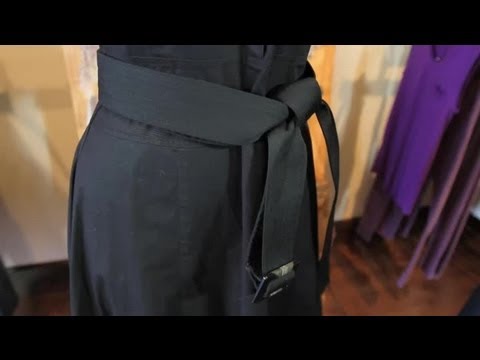 how to belt a dress