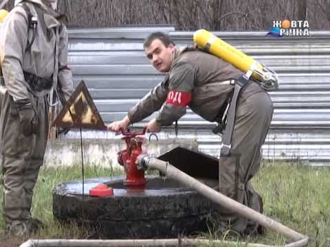 В Днепропетровской области сепаратисты срывают украинские флаги (видео)