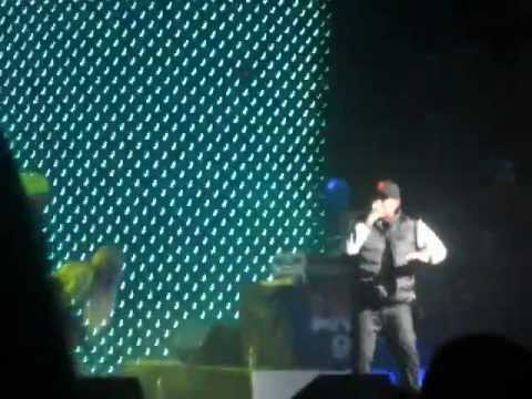 Cosculluela  -  So&ntilde;ando Despierto @ Latino 96.3 Spring Break Bash