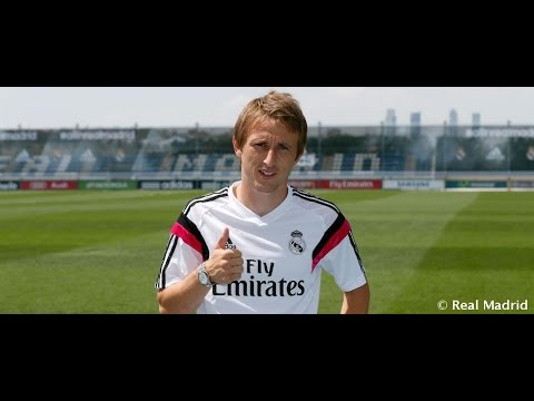 Modric: “Estoy muy feliz y quiero devolver la confianza que han depositado en mí”