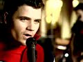 Grandes artistas que, versionados por RIONDAS, nos enseñan que la fruta fresca puede llegar a ser más dulce y sabrosa que el mejor de los besos. mediodiaentero.blogspot.com myspace.com/riondas