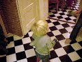 2008 17. krantengestoei met Noey en Leon