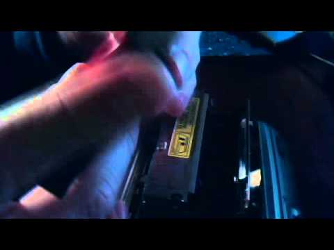 how to remove battery jvc gr-da30u