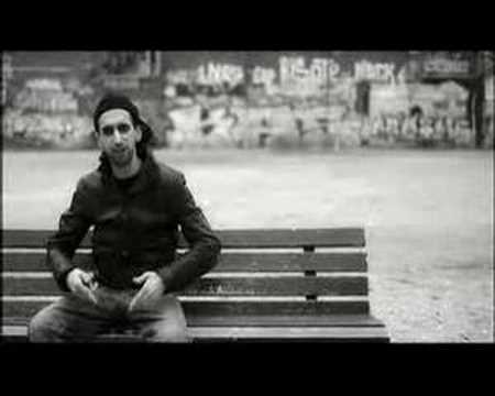 aketo - Le clip Reveillons nous feat Aketo, Salif et Soprano tiré du street album d'Aketo Cracheur2venin.