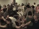 O projeto Dança e Música une a pesquisa em danças de roda, realizada pela bailarina BETTY GERVITZ, ao conhecimento musical do grupo MUTRIB. Uma união de muito sucesso que gera um encontro de pessoas de diversas idades que querem aprender um pouco mais sobre danças típicas, e para isso, nada melhor do que a típica música ao vivo. O grupo MUTRIB é formado por sete instrumentistas: Gabriel Levy (acordeom), MA3 - Mário Afonso III (flautas, sax e clarinete), Stewart Mennin (clarinete e sax alto), Roberto Angerosa (percussão), Valéria Zeidan (percussão), Éder 