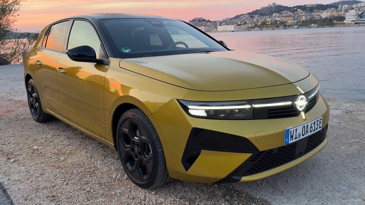 OPEL ASTRA FACELIFT 2026 - EVENING/Night POV test drive (NICE AMBIENT lights, PHEV)