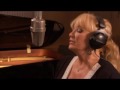 Tanya-Tucker-sings-S