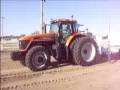 videos de trattore,  videos showing agco dt 240 farm tractor