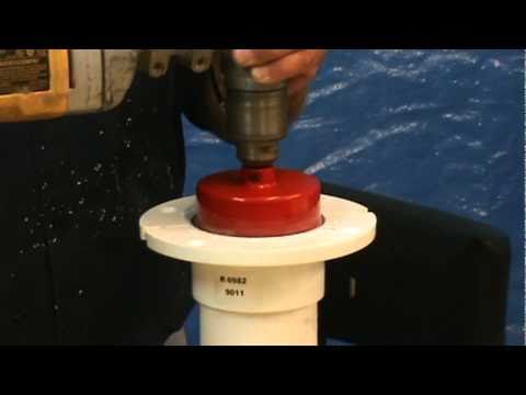 how to remove pvc toilet flange