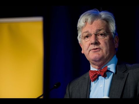 Government ICT from a Minister's perspective