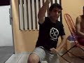 vaca encenando como o pai dele lhe ensinou a comer uma mulher de 4 quando ele ainda era um garoto virgem...rs rs rsr