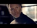 Porsche Carrera 4 commercial