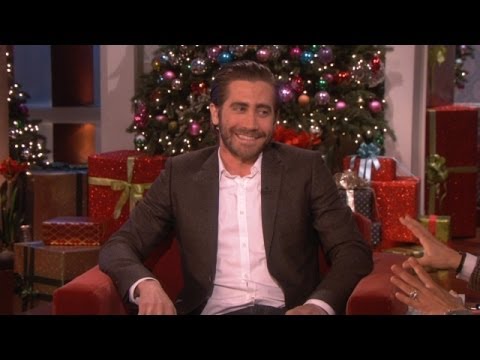 jake - Things didn't go according to plan for Jake Gyllenhaal and his family this Thanksgiving. He shared a hilarious story of his misadventure with Ellen.
