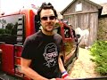 Johnny Knoxville destroying bam's Hummer
