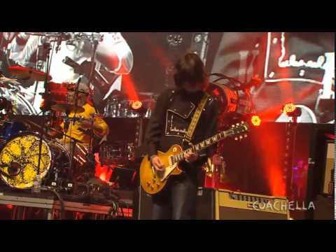 Stone - The Stone Roses Live at Coachella Festival 2013 01. Fool's Gold 02. Made of Stone 03. This is the One.