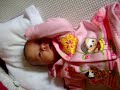 Isabella conversando