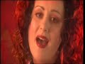 Katie Noonan sings Feuilles Mortes (Autumn Leaves) Katie Noonan sings Feuilles Mortes (Autumn Leaves)