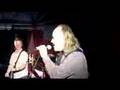 Bill Bailey and Billy Bragg sing 'Unisex Chipshop'