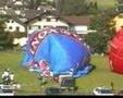 videos de Victorinox - Swiss Army Knife - Hot Air Balloon Inflation