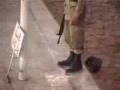 videos de Pakistan Army In Lal Masjid With Shoes On