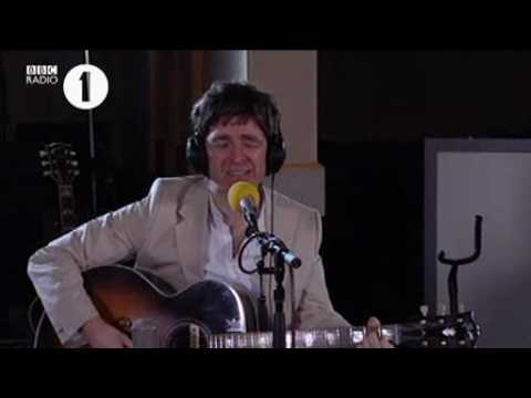 Gem Archer - Marzo 13 de 2009. Versión electroacústica de Waiting for the rapture de álbum Dig Out Your Soul.