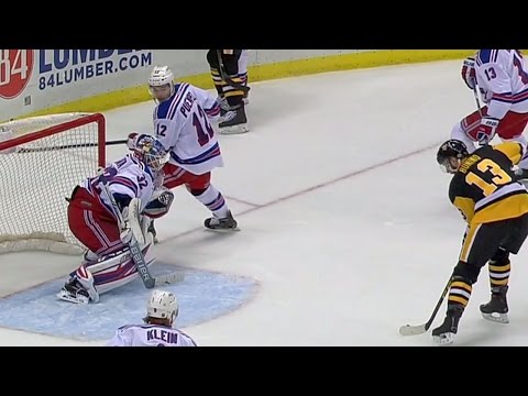 Video: Gotta See It: Rangers defence quits, Penguins score easy goal