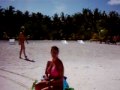 Karen's bump at 25 weeks - Maldives 2004