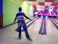 Bowling for Pene - Bowler disco6