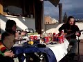 Los Funkcionarios & Las Chorretes - En un mercedes blanco.