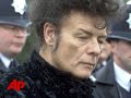 british glam rocker gary glitter, who served nearly three years in a vietnamese prison for molesting children, was not allowed to enter thailand after failing to board an airplane for london, immigration and airlines officials said wednesday. (aug. 19)