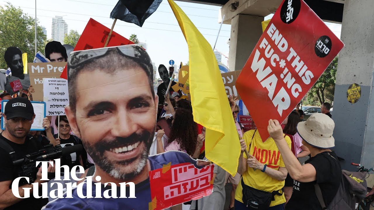 Israeli hostage families block roads to call for release of relatives Israeli hostage families block roads to call for release of relatives
