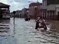 corrida de canoa em alenquer, epoca da forte cheia